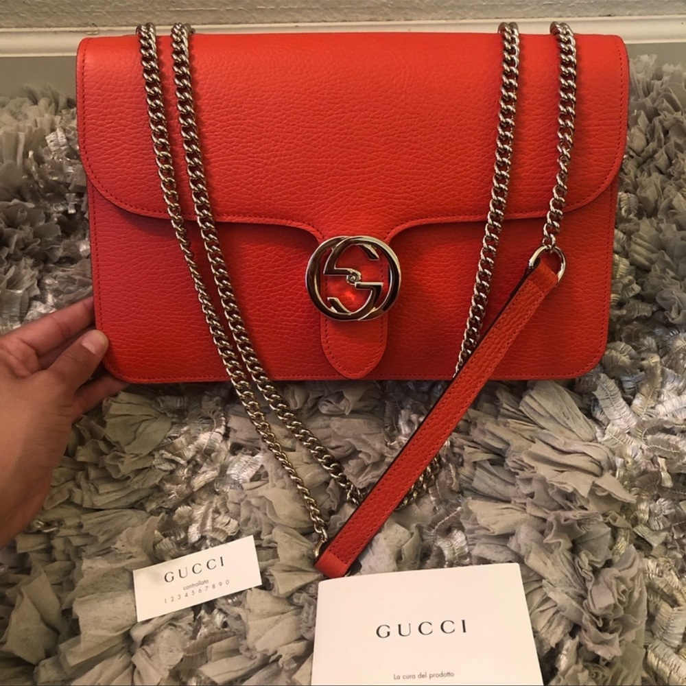 Gucci Crossbody Bag. 🧡